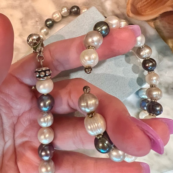 Vintage Handmade genuine Pearl bracelet. Black and white Pearls wrap bracelet - Picture 4 of 8